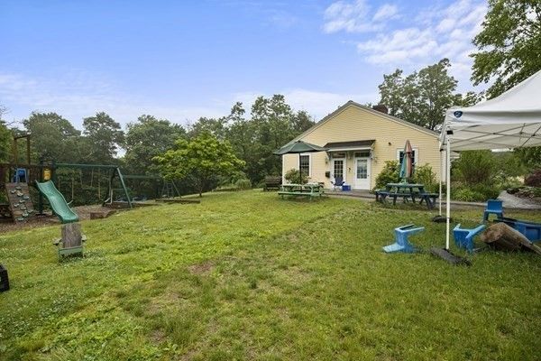 Backyard, Exterior, Playground