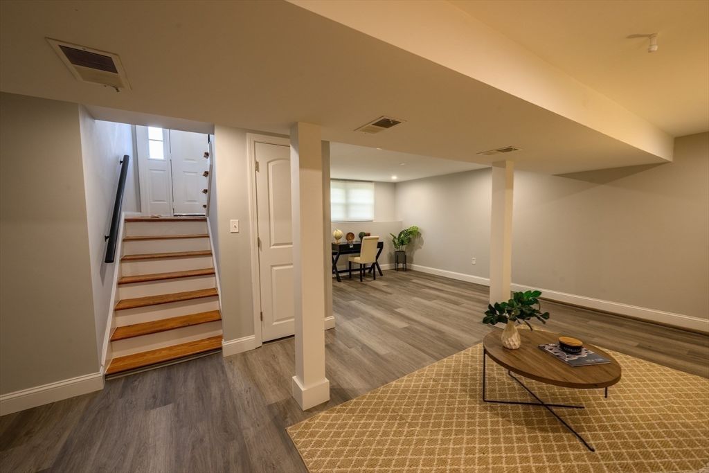 Dining room, Interior, Living room, Recessed Lighting, Wood Texture Flooring