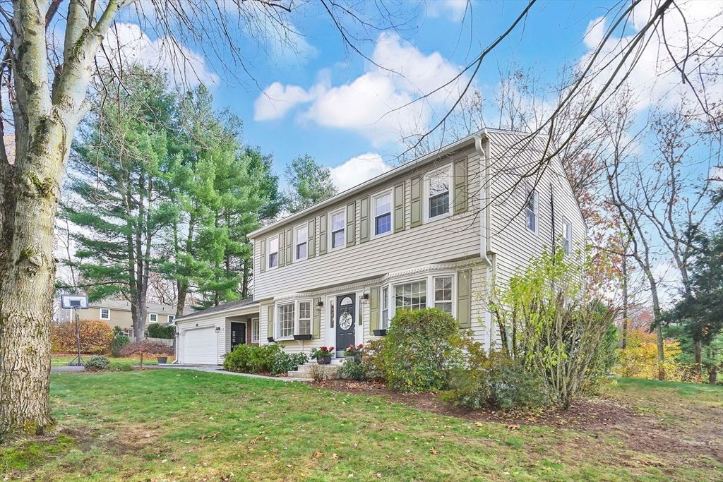 Attached, Backyard, Exterior, Facade, Georgian