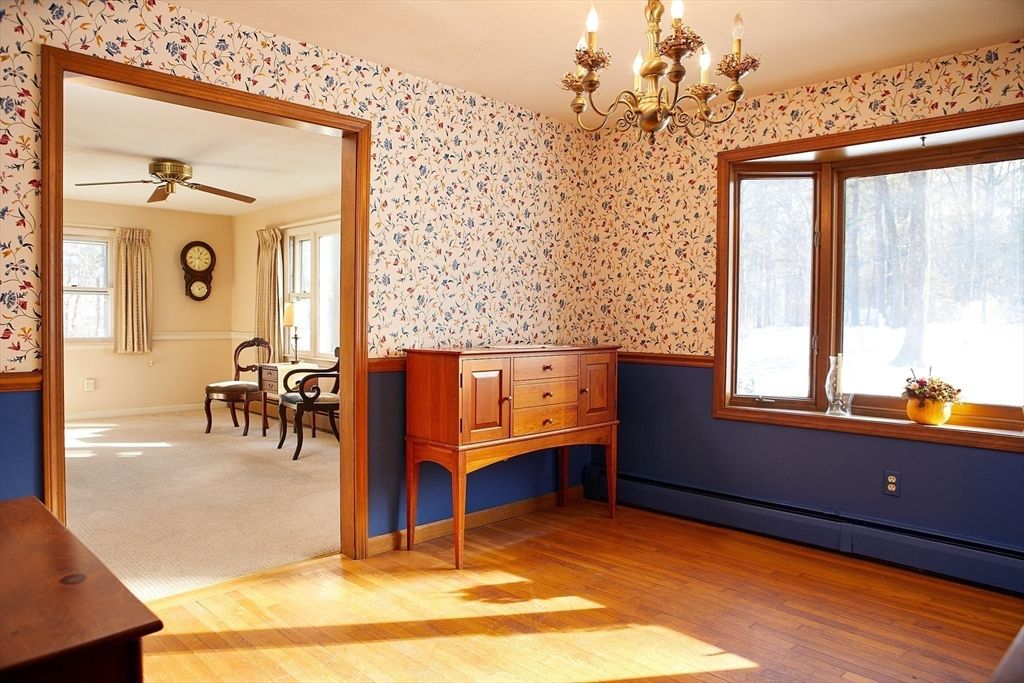 Chandelier, Interior, Wood Texture Flooring
