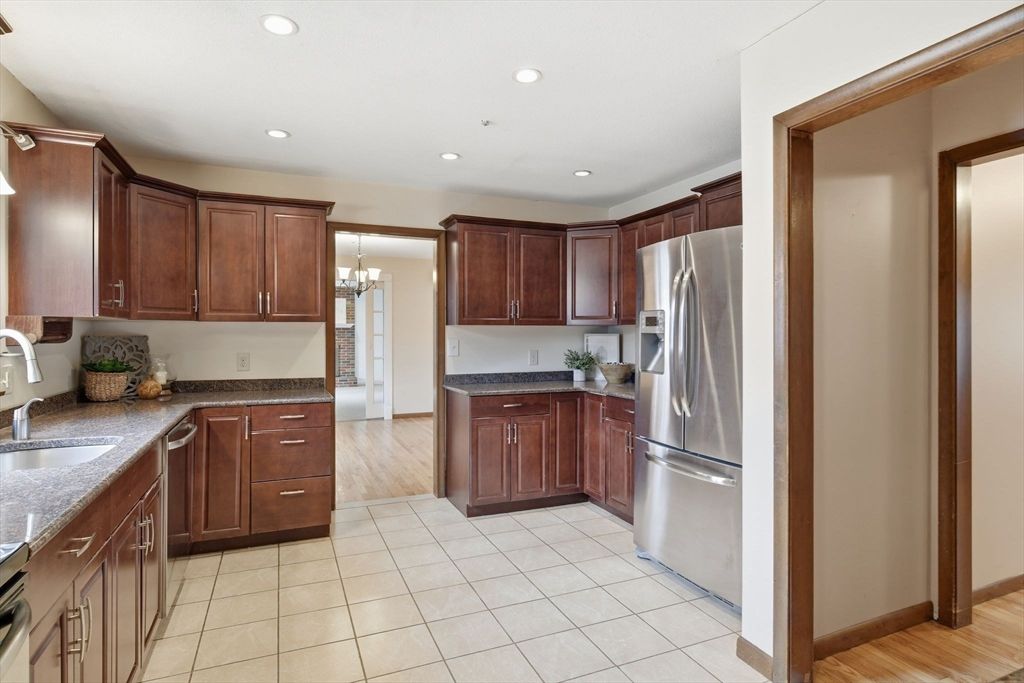 Chandelier, Interior, Kitchen, Recessed Lighting, Wood Texture Flooring