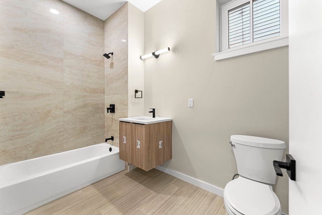 Bathroom, Interior, Recessed Lighting, Wood Texture Flooring