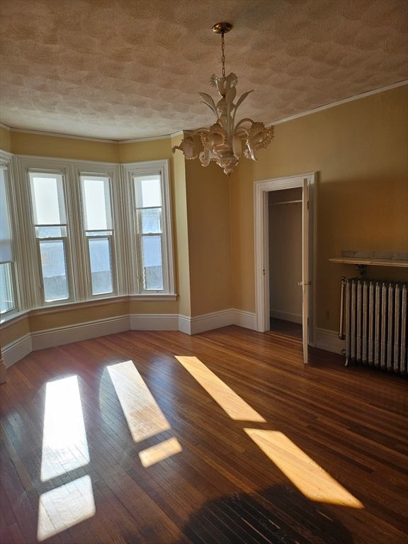 Chandelier, Empty room, Interior, Wood Texture Flooring