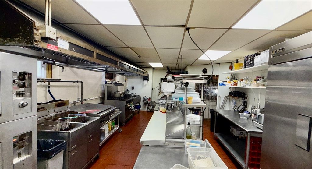 Interior, Kitchen, Stainless Steel Appliances