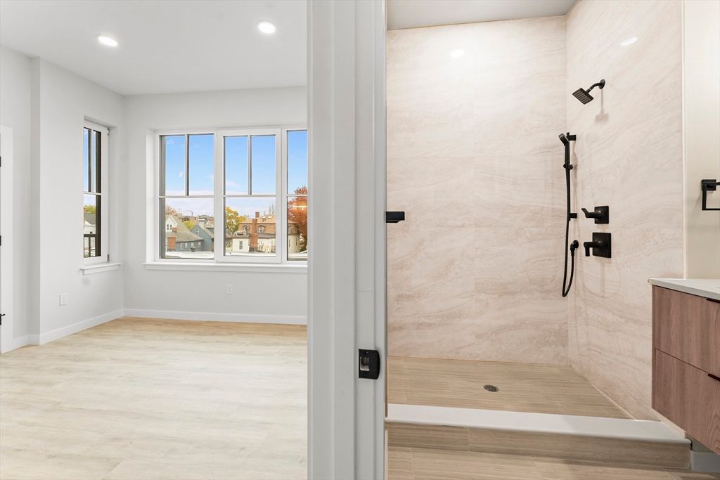 Bathroom, Interior, Recessed Lighting, Wood Texture Flooring