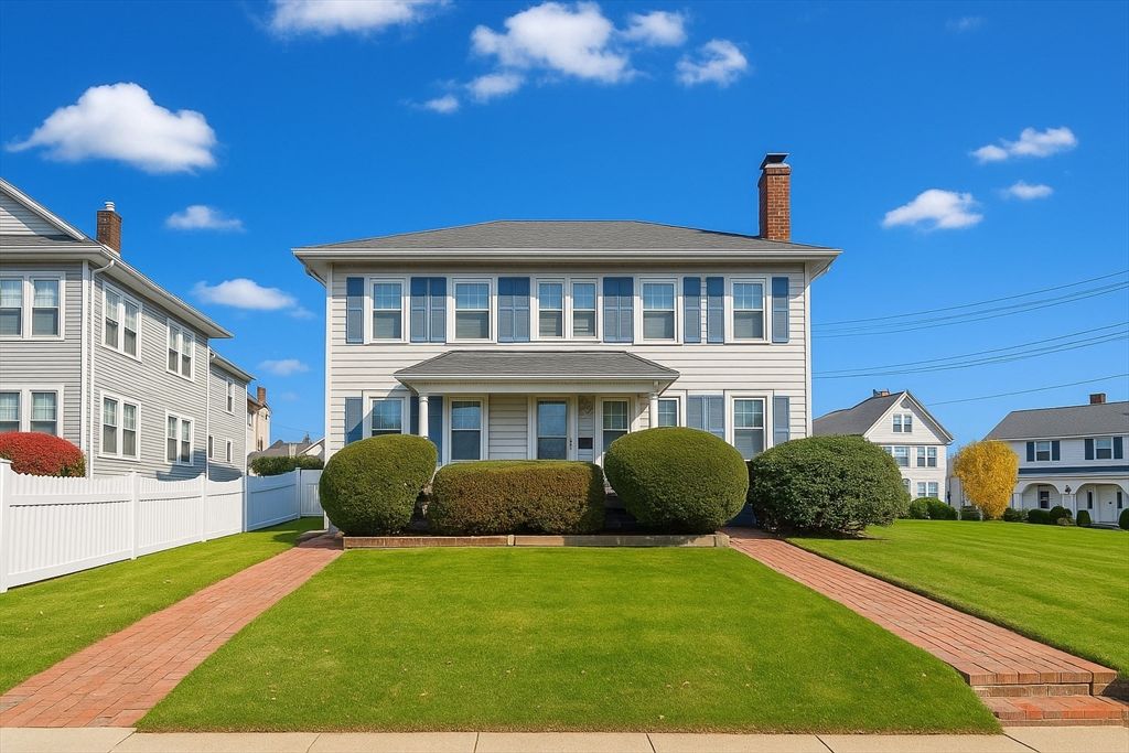 Exterior, Facade, Georgian