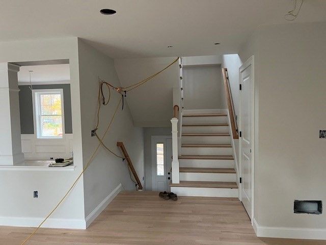 Interior, Recessed Lighting, Wood Texture Flooring