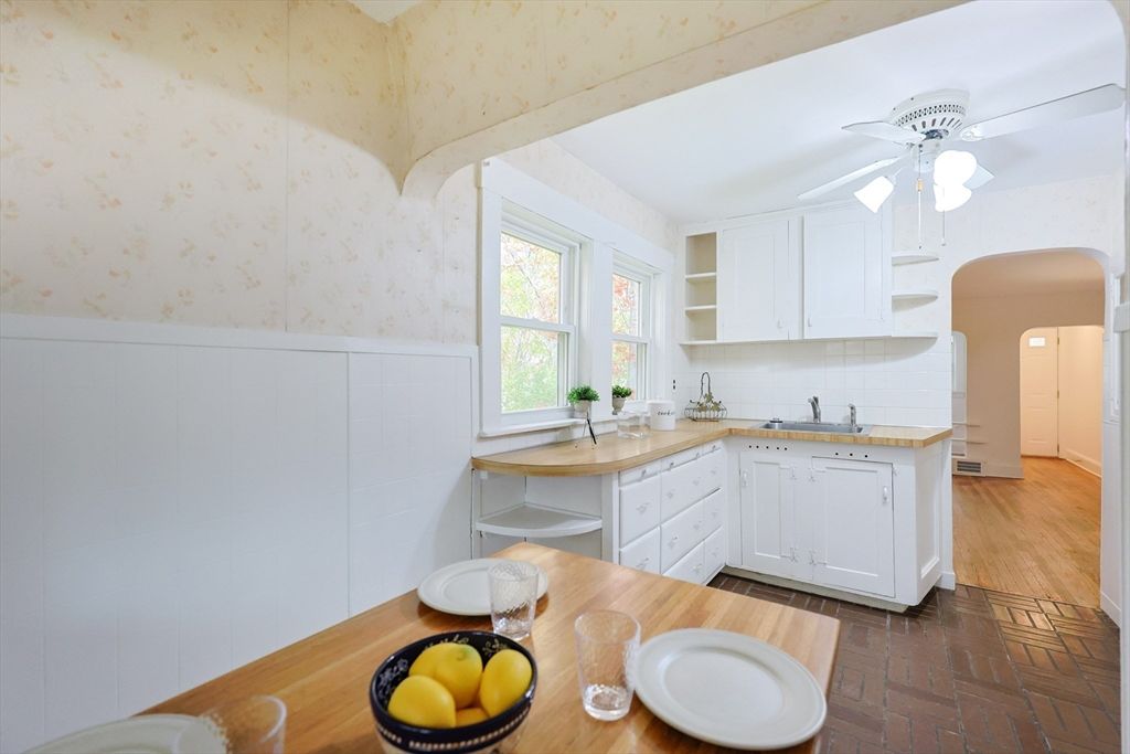 Interior, Kitchen, Wood Texture Flooring