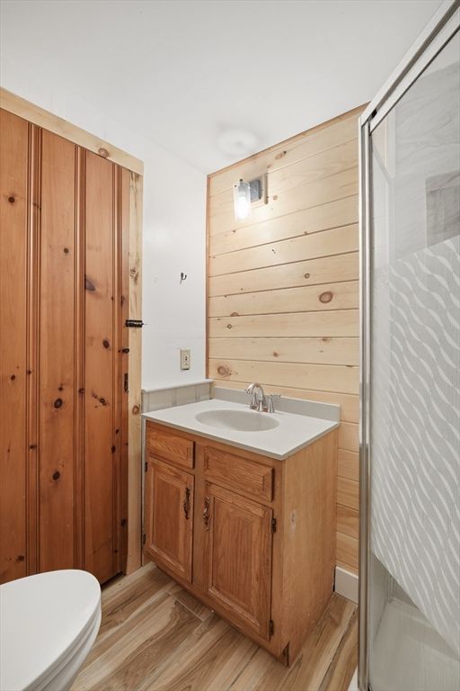 Bathroom, Interior, Wood Texture Flooring, Wooden Walls