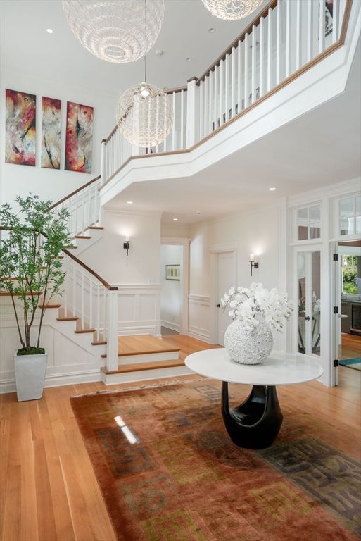 Interior, Pendant Lights, Recessed Lighting, Wood Texture Flooring