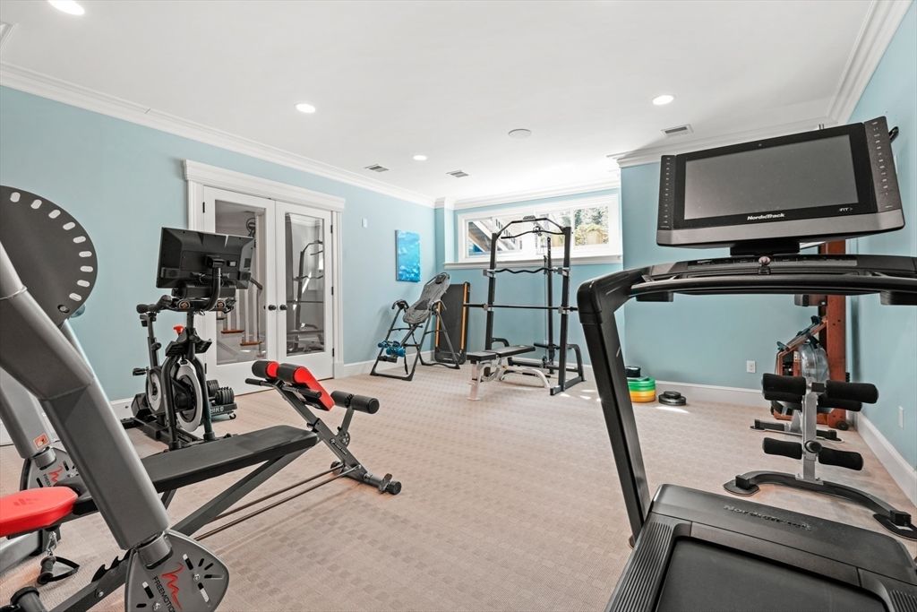 Fitness Equipment, Interior, Recessed Lighting