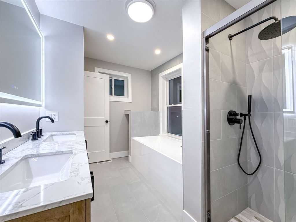 Bathroom, Dual Sink Vanities, Glass Shower, Interior, Recessed Lighting