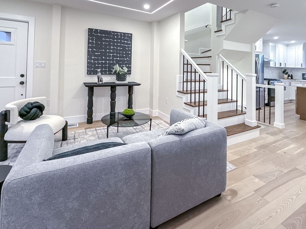 Interior, Kitchen, Living room, Recessed Lighting, Wood Texture Flooring