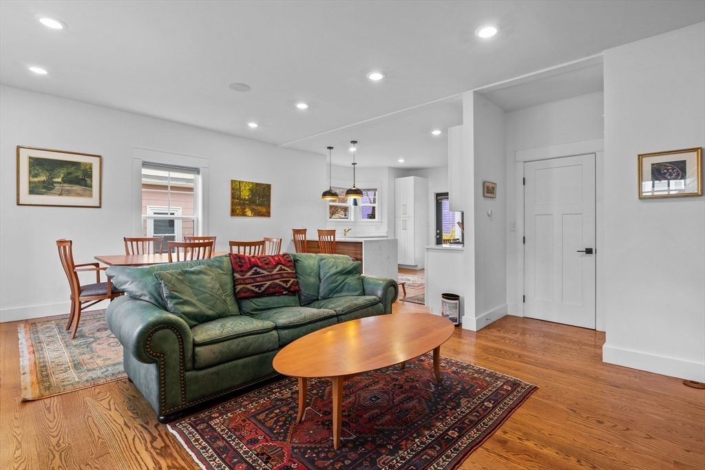 Dining room, Interior, Living room, Pendant Lights, Recessed Lighting, Wood Texture Flooring