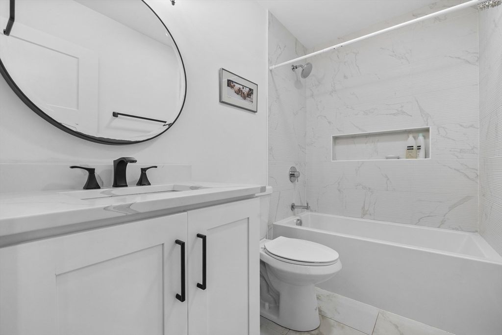 Bathroom, Interior, Marble, Marble Walls