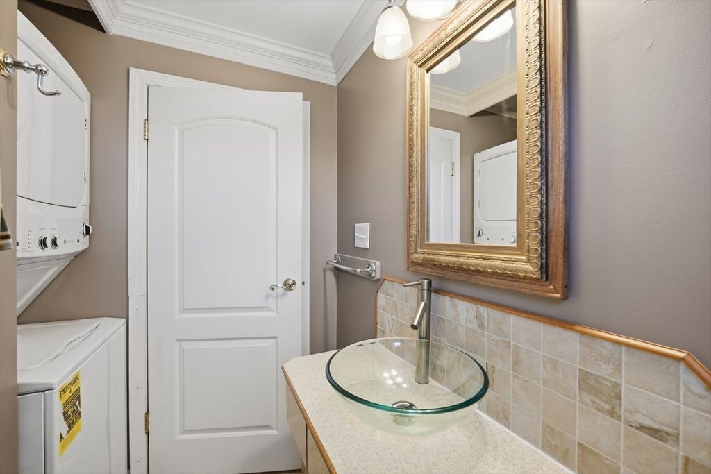 Bathroom, Interior, Washer