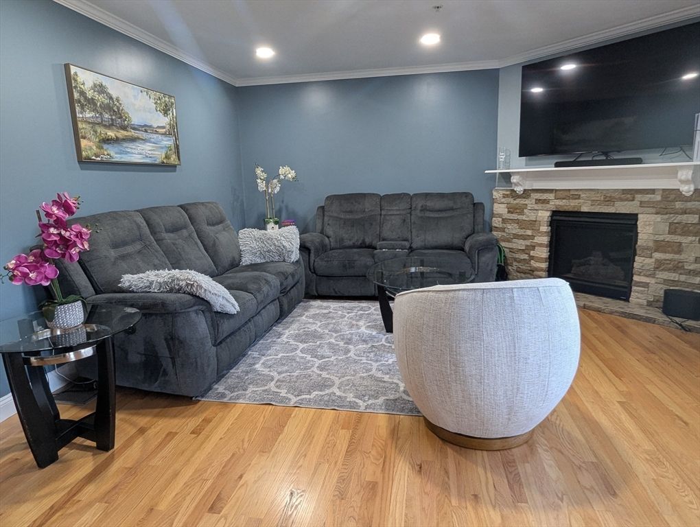 Fireplace, Interior, Living room, Recessed Lighting, Wood Texture Flooring