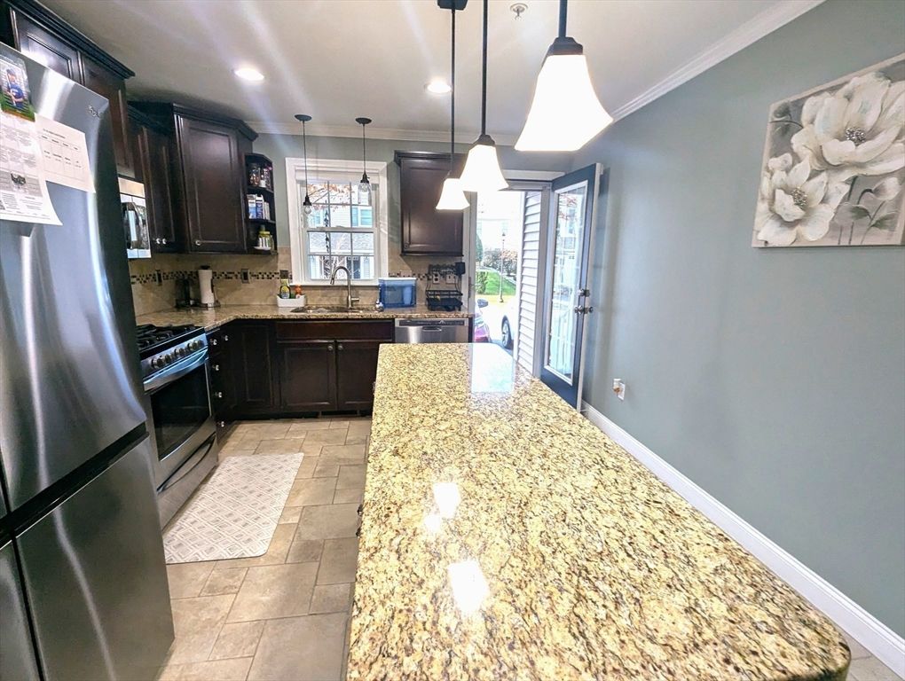 Interior, Kitchen, Pendant Lights, Recessed Lighting, Stainless Steel Appliances