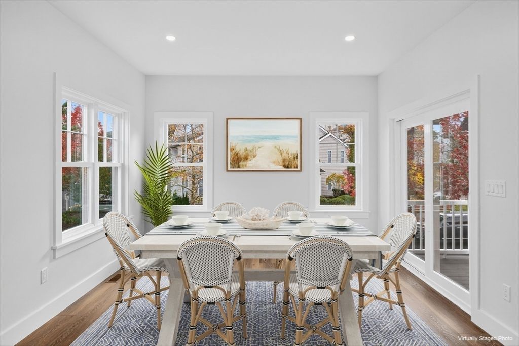 Dining room, Interior, Recessed Lighting, Wood Texture Flooring