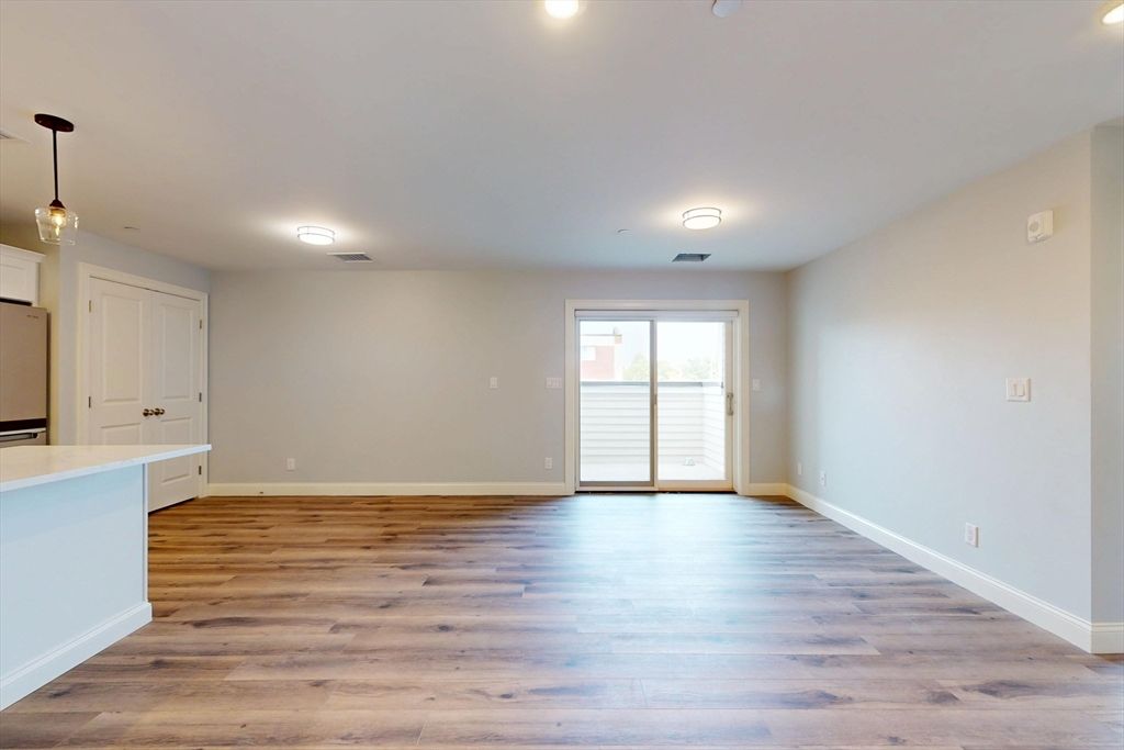 Empty room, Interior, Pendant Lights, Recessed Lighting, Wood Texture Flooring