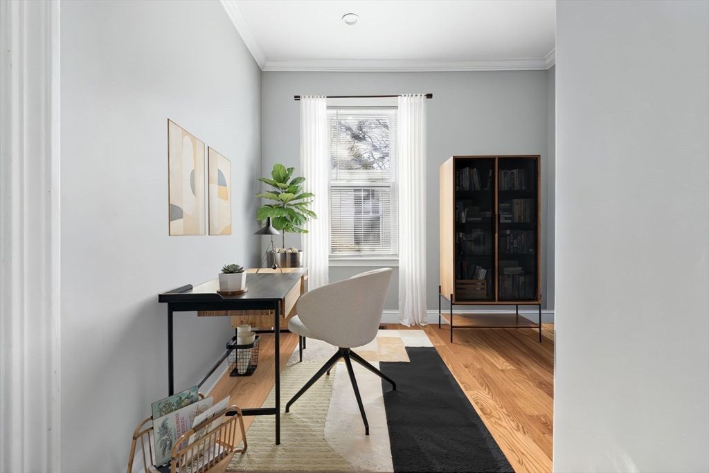 Home Office, Interior, Recessed Lighting, Wood Texture Flooring