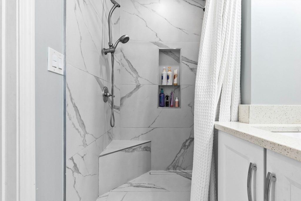 Bathroom, Interior, Marble Walls