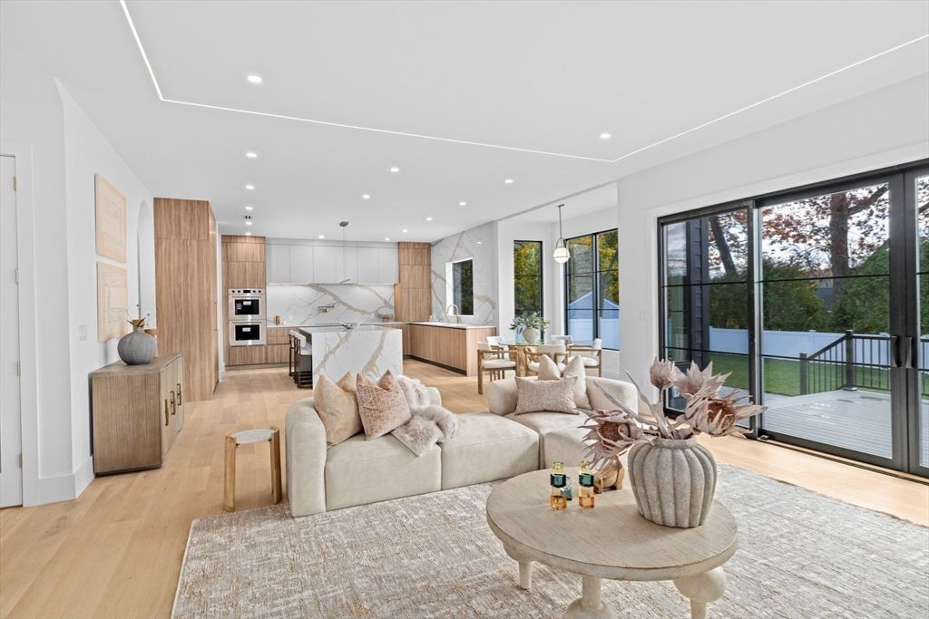 Dining room, Interior, Kitchen, Living room, Marble Walls, Pendant Lights, Recessed Lighting, Wood Texture Flooring