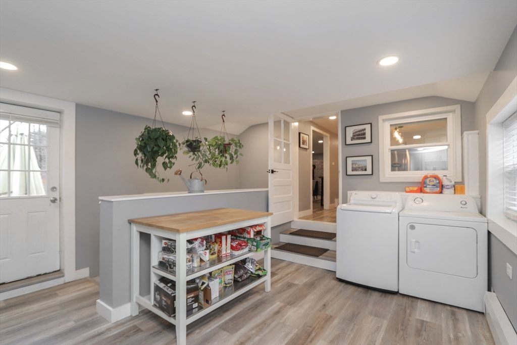 Interior, Recessed Lighting, Utility Closets, Washer, Wood Texture Flooring
