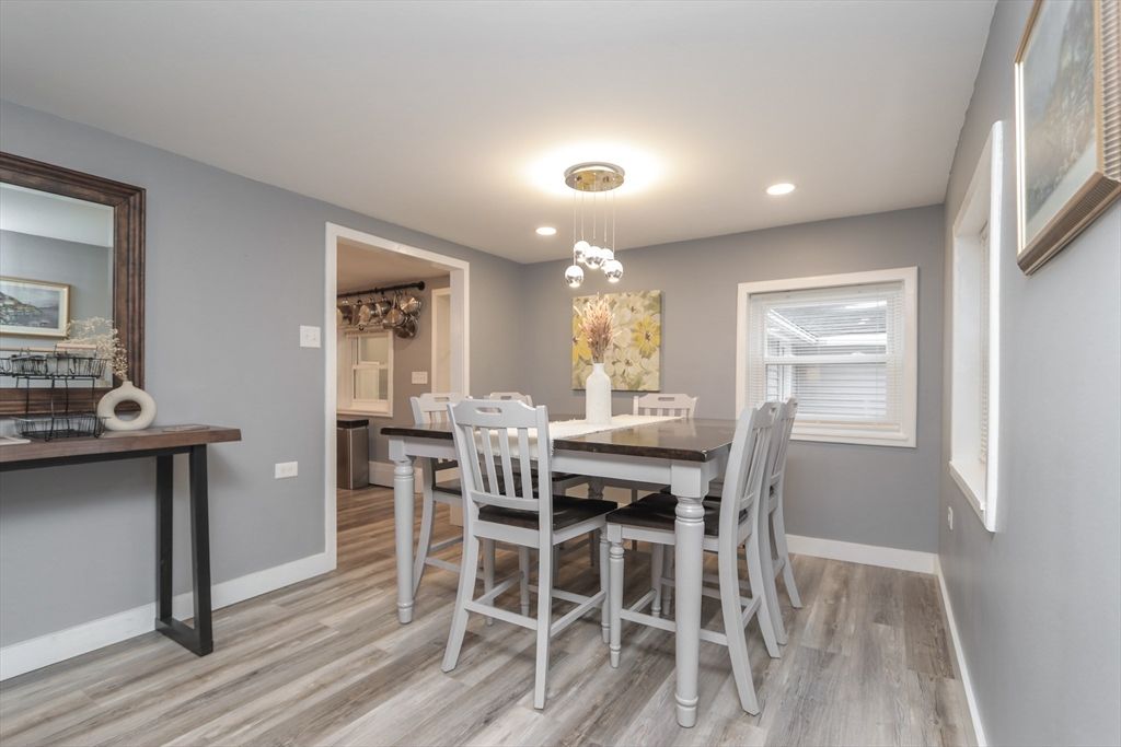 Dining room, Interior, Pendant Lights, Recessed Lighting, Wood Texture Flooring
