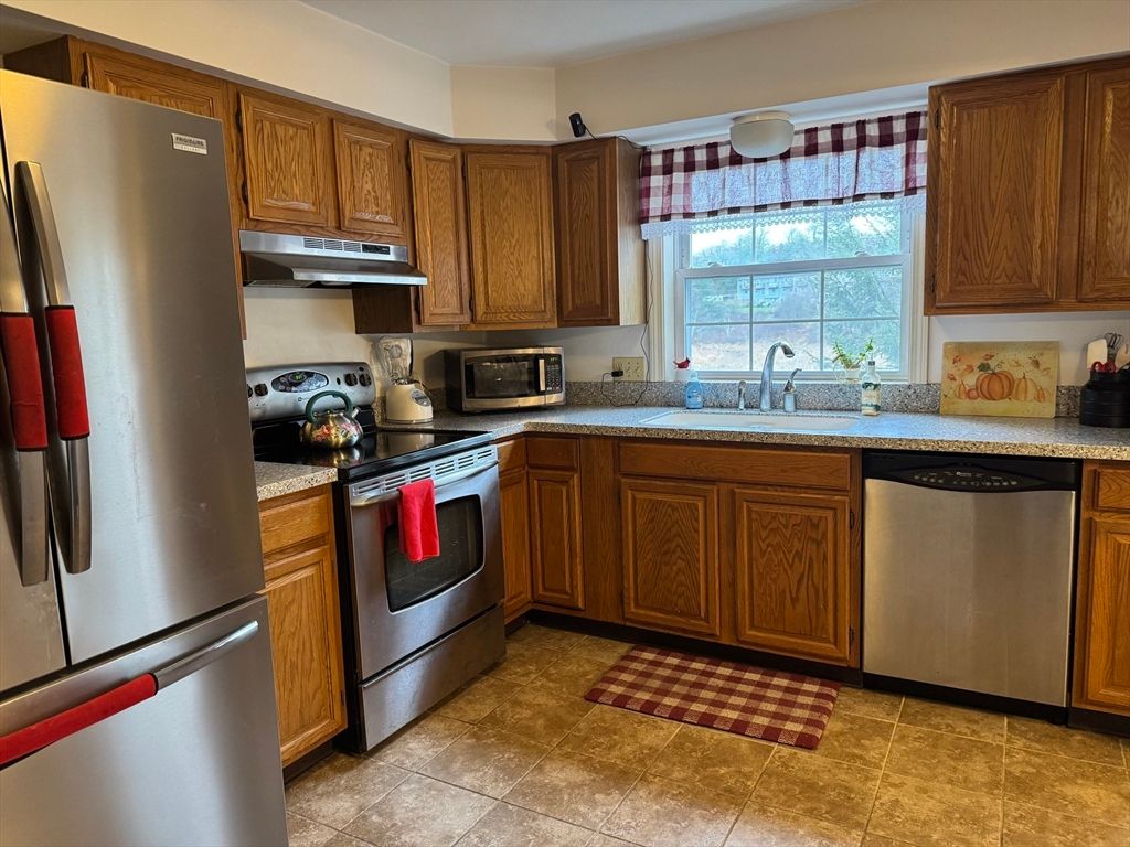 Interior, Kitchen, Stainless Steel Appliances