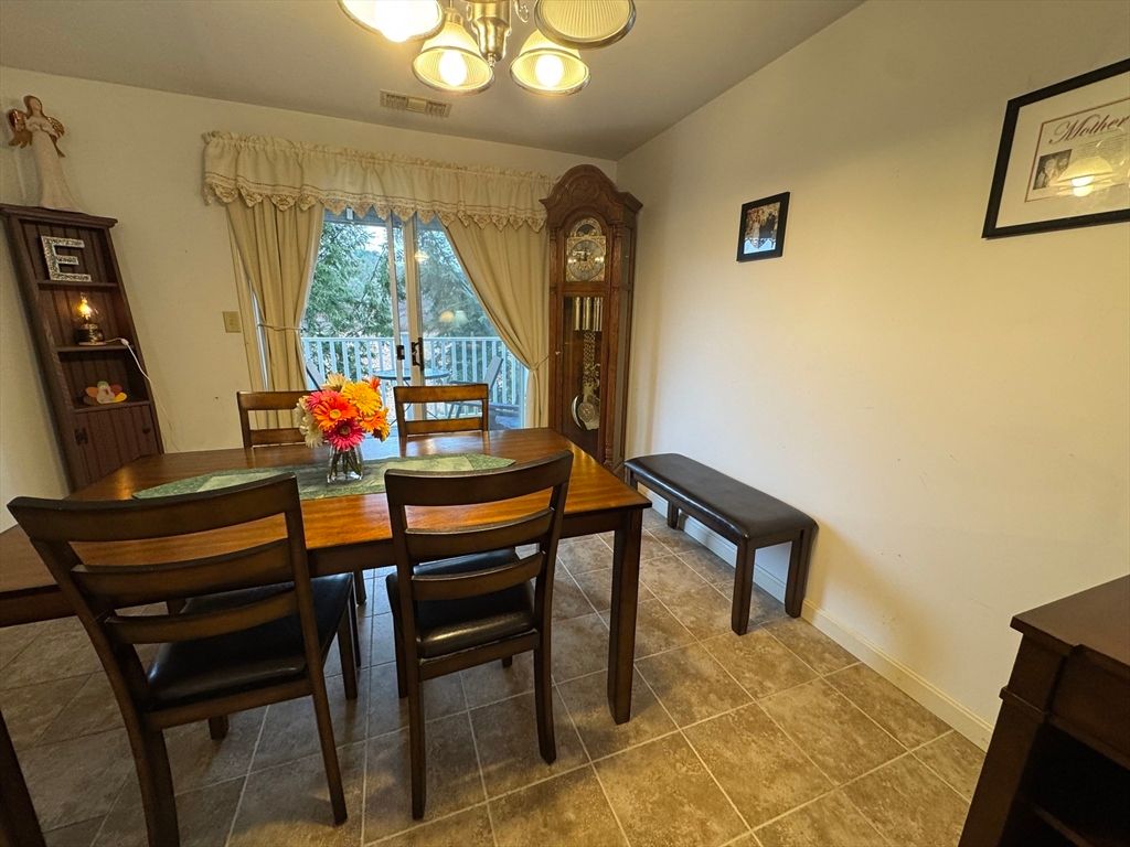 Chandelier, Dining room, Interior