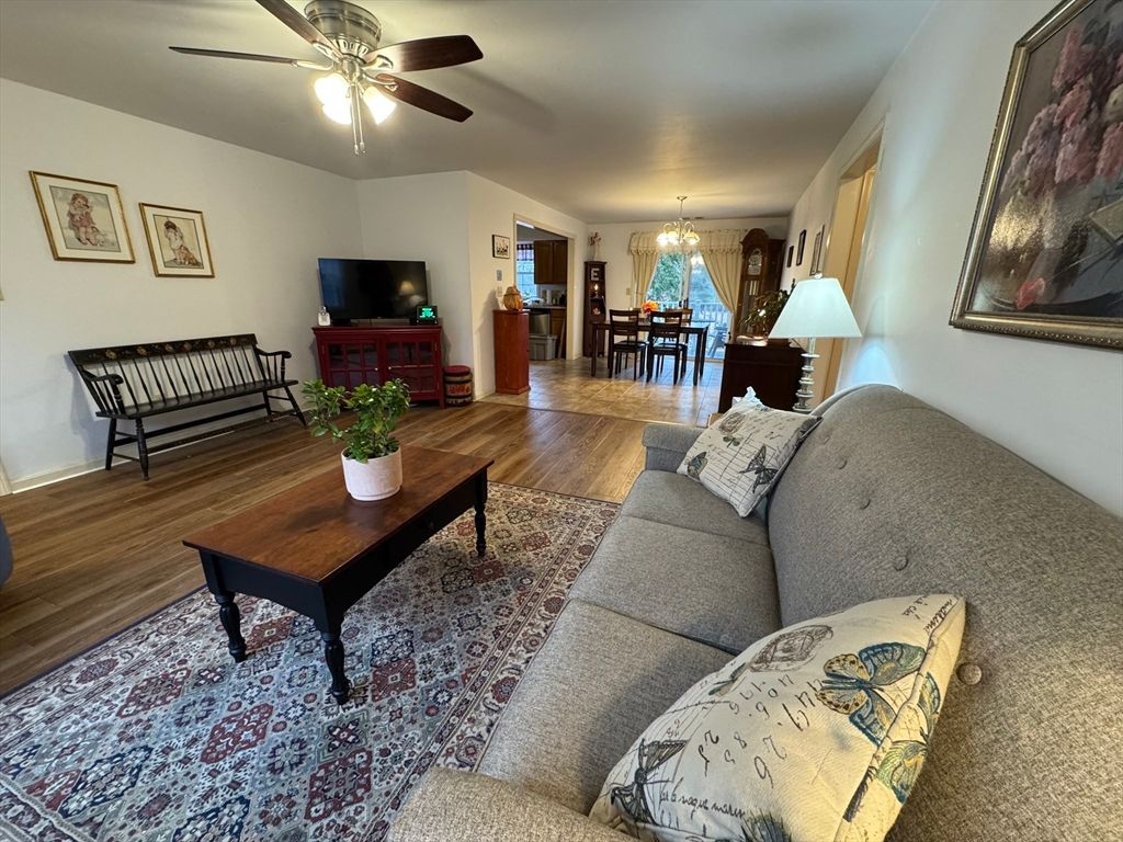Chandelier, Dining room, Interior, Living room, Wood Texture Flooring