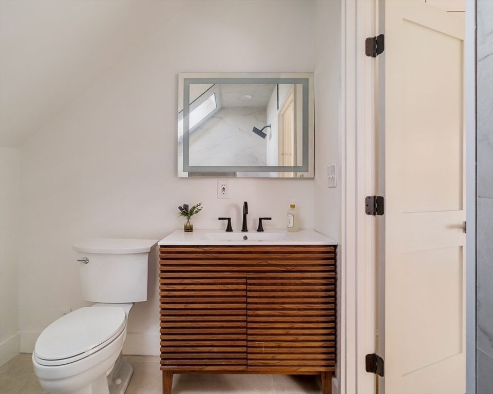 Bathroom, Interior, Marble Walls