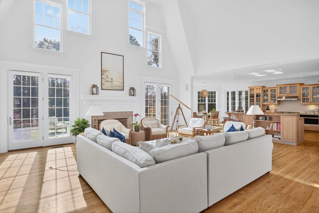 Dining room, Fireplace, Interior, Kitchen, Living room, Wood Texture Flooring