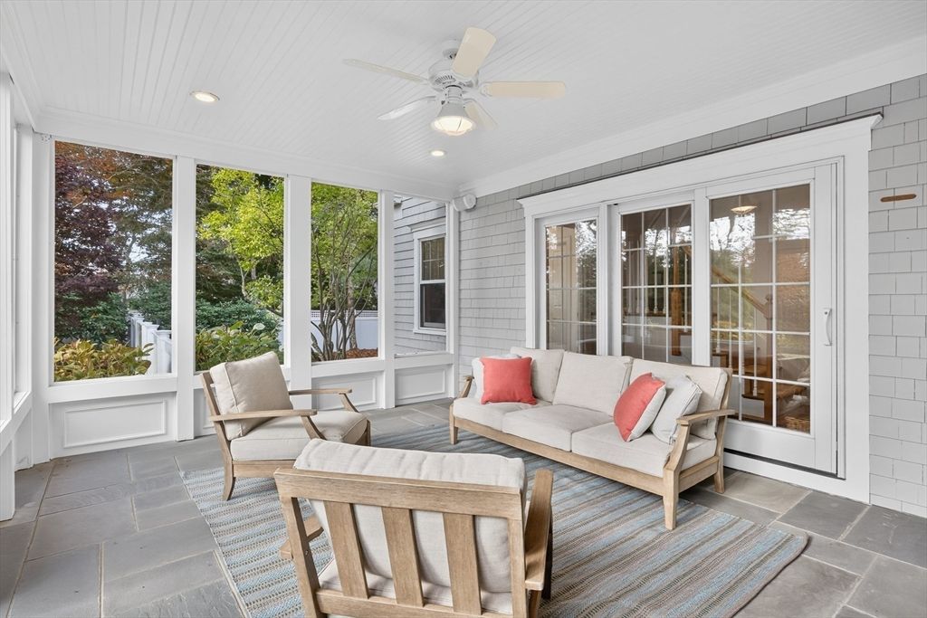 Interior, Living room, Recessed Lighting, Sun Room