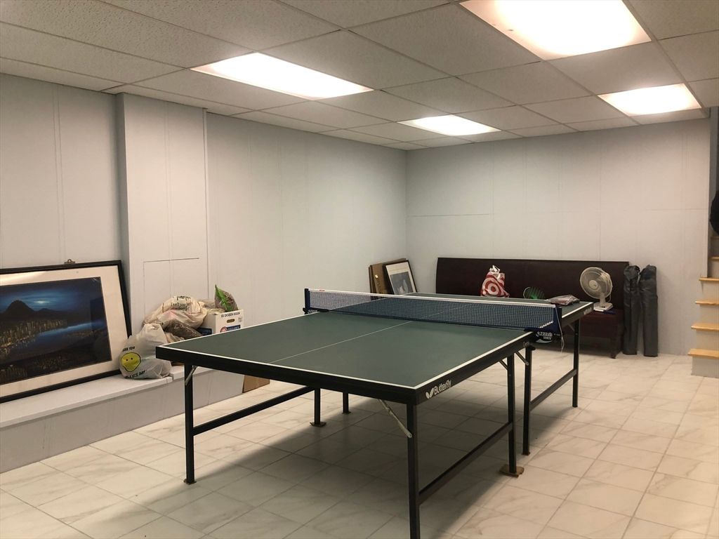 Game Room, Interior, Marble, Recessed Lighting