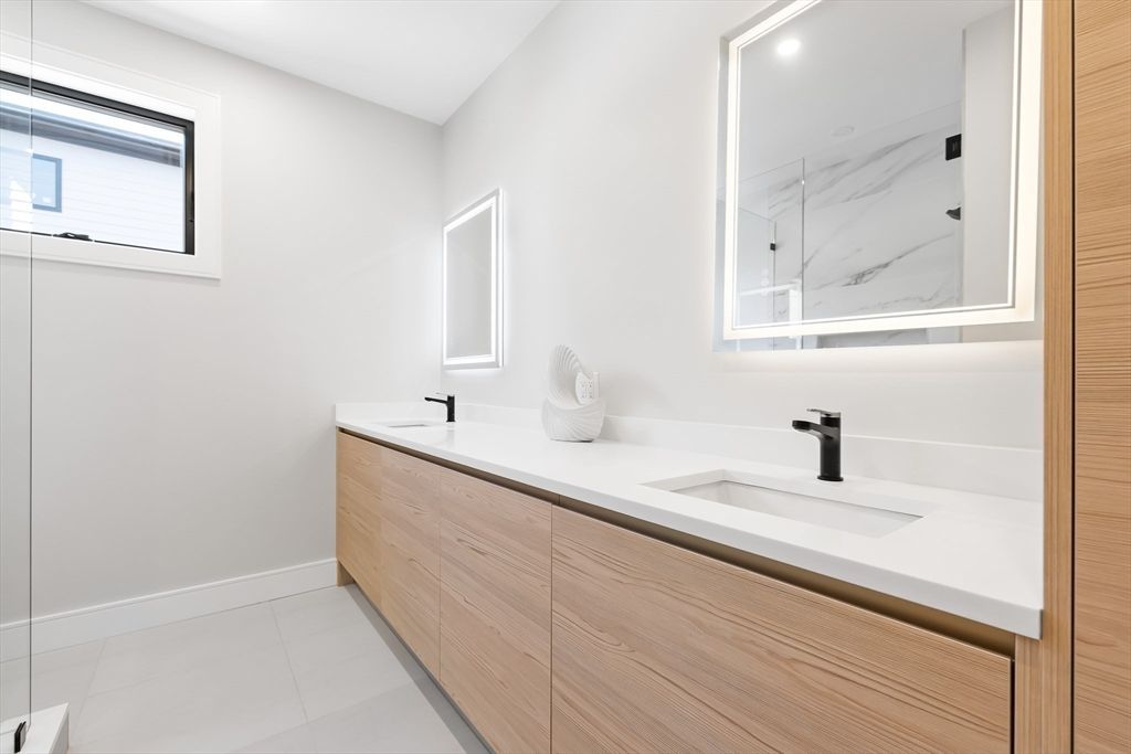 Bathroom, Dual Sink Vanities, Interior, Marble Walls, Recessed Lighting