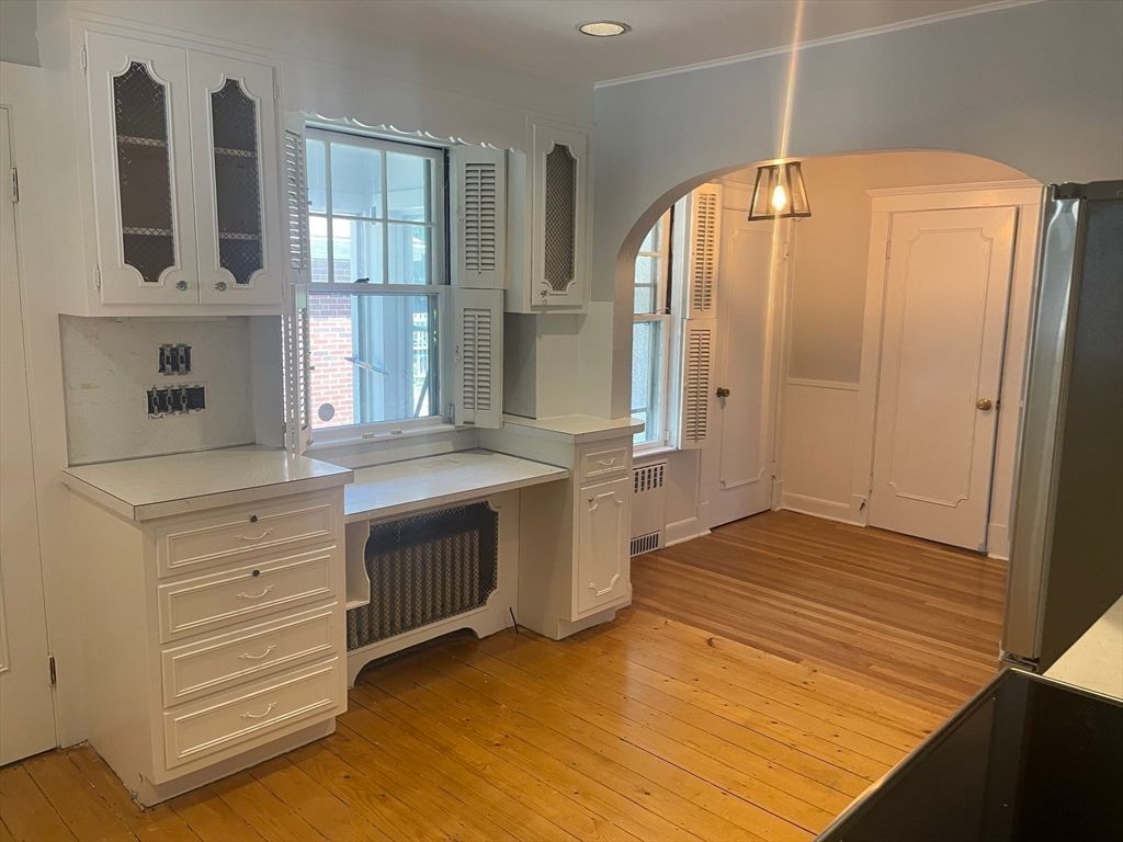 Interior, Kitchen, Pendant Lights, Recessed Lighting, Wood Texture Flooring