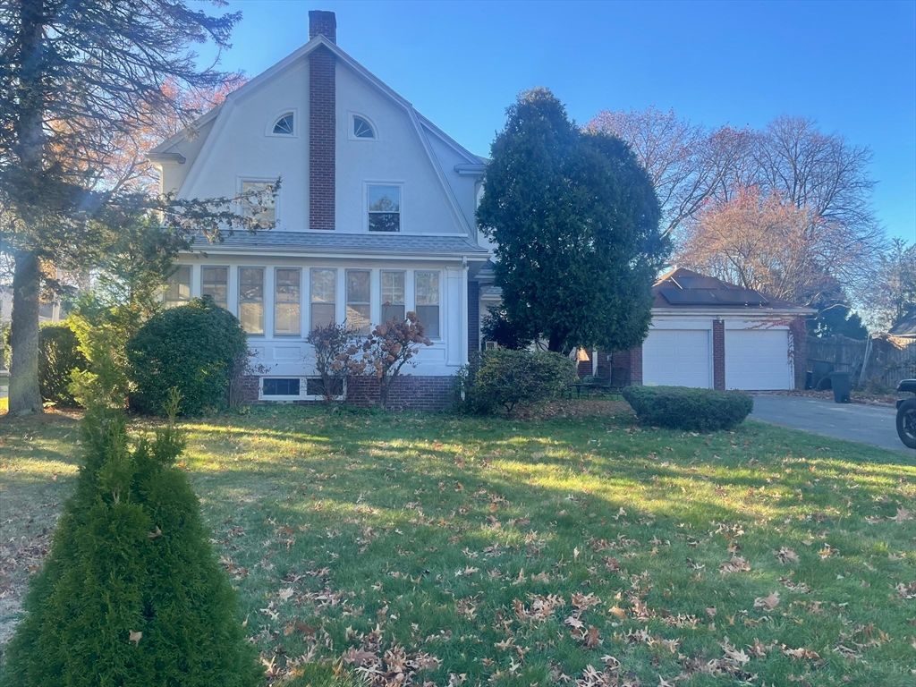 Backyard, Detached Garage, Exterior