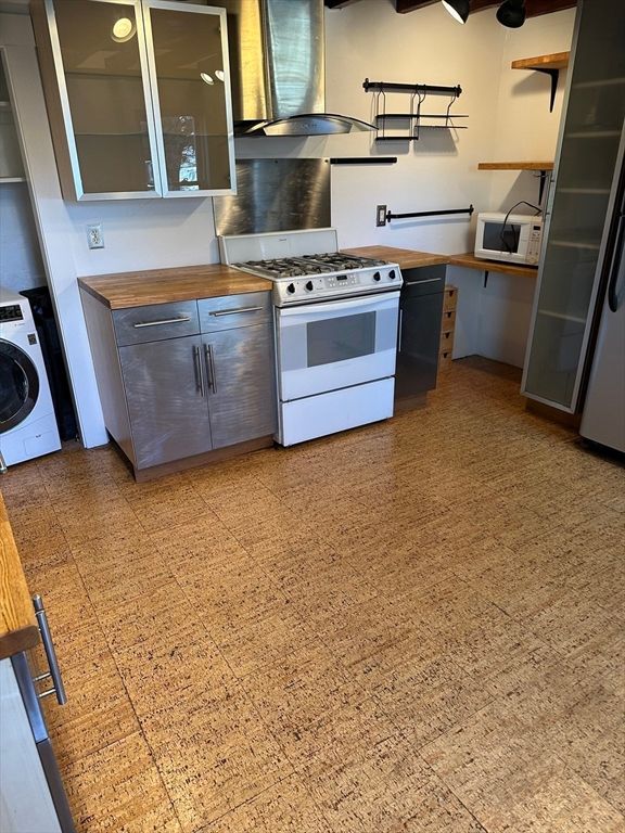 Interior, Kitchen, Washer