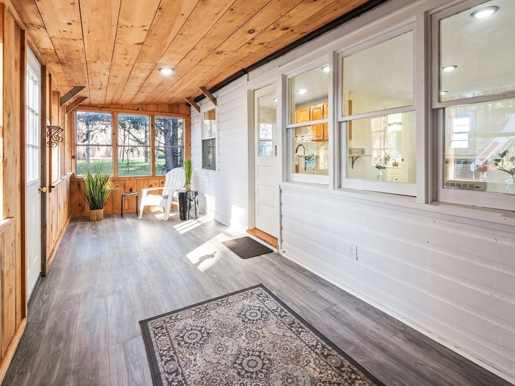 Interior, Recessed Lighting, Wooden Ceilings, Wood Texture Flooring