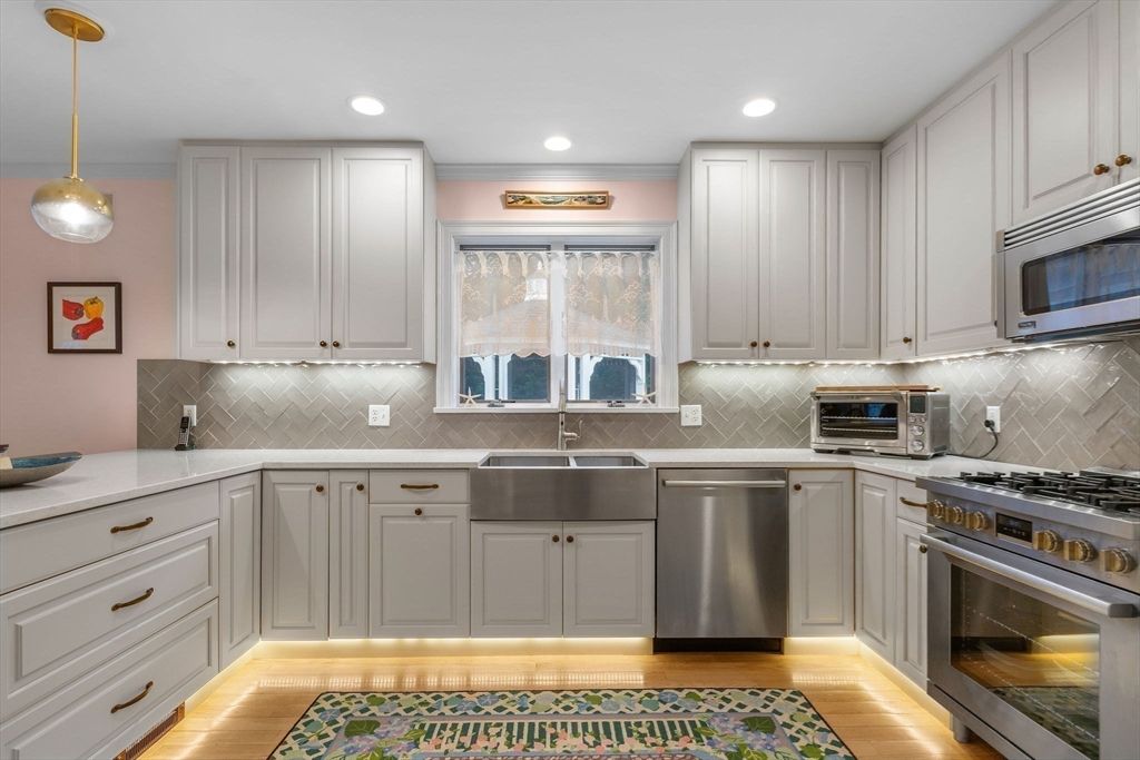 Interior, Kitchen, Pendant Lights, Recessed Lighting, Stainless Steel Appliances, Wood Texture Flooring