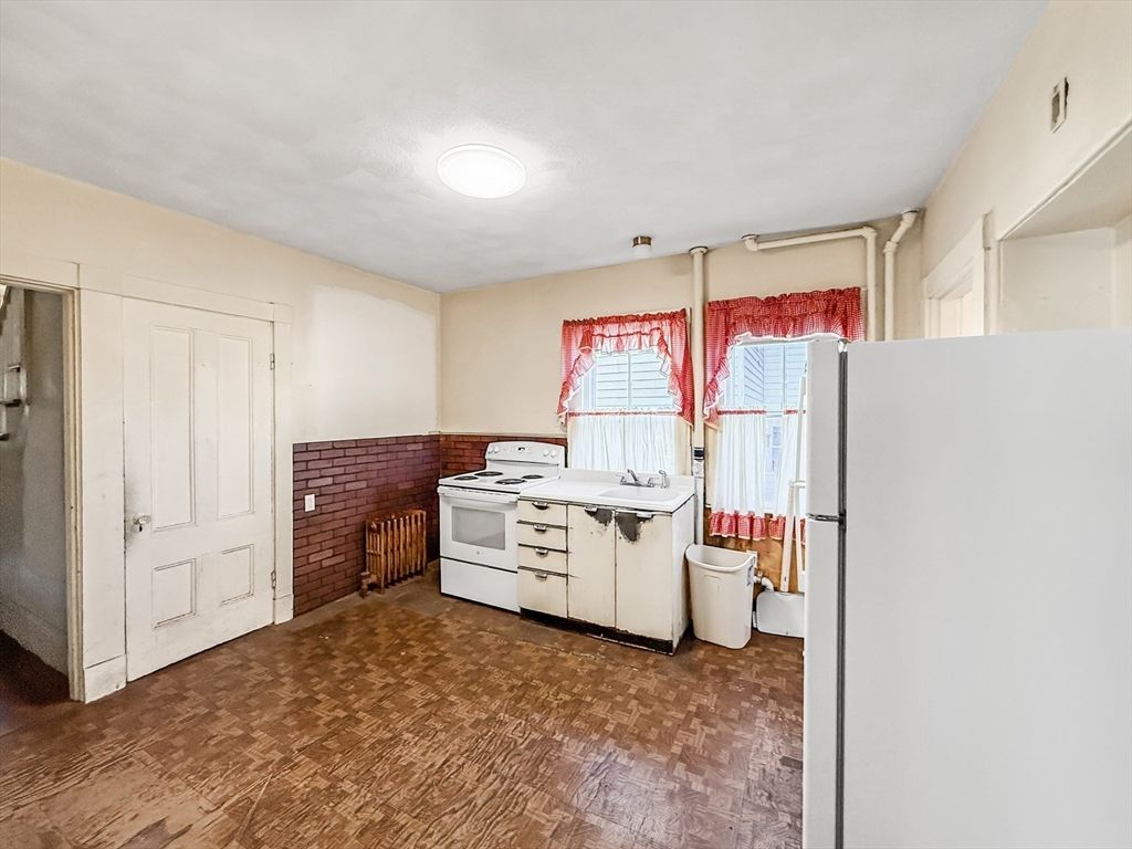 Interior, Kitchen, Wood Texture Flooring