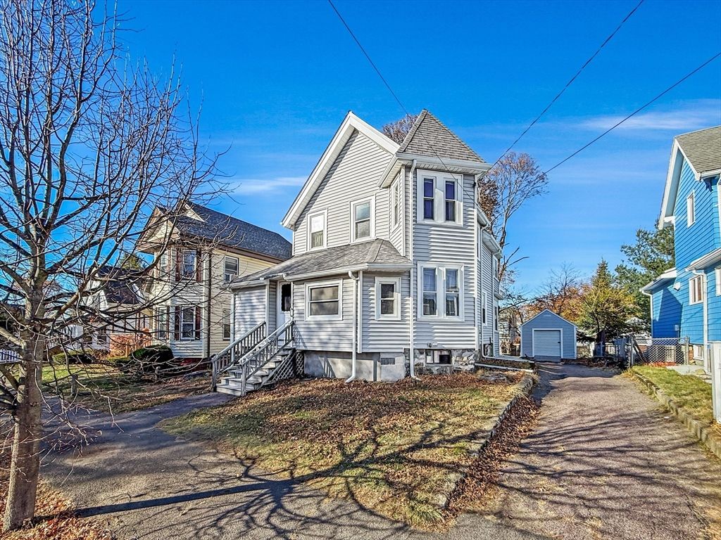 Detached Garage, Exterior, Facade, Queen Anne Victorian