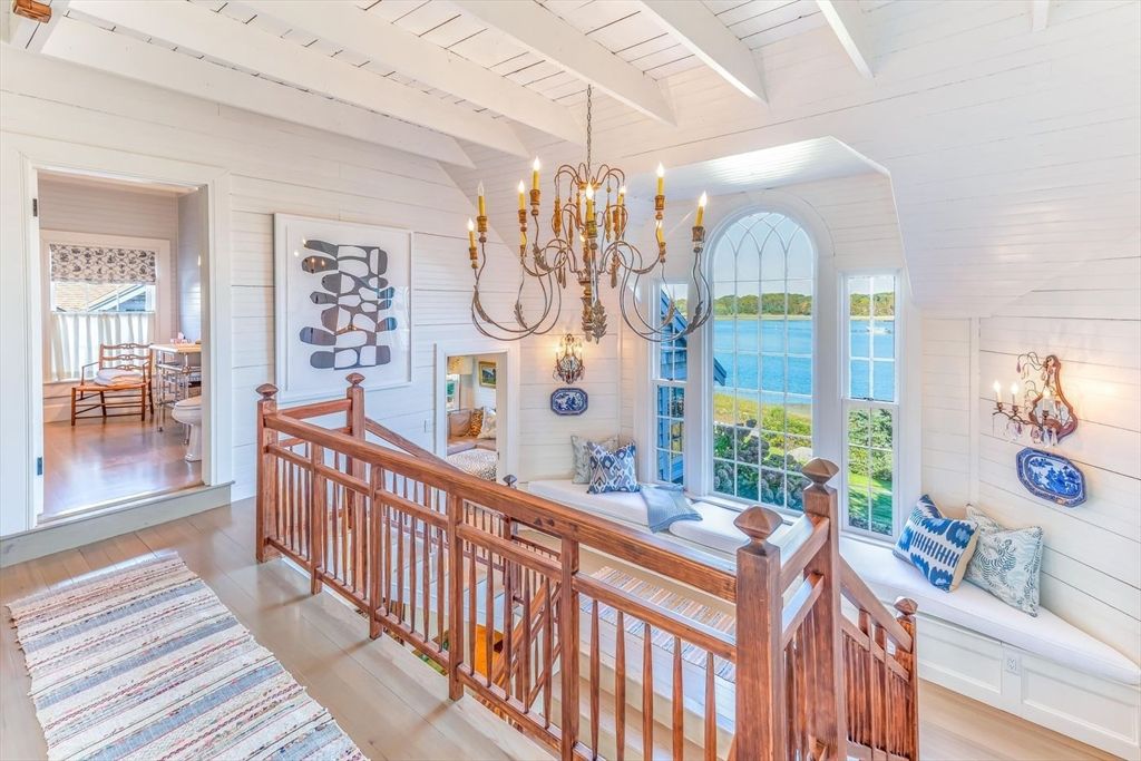 Chandelier, Interior, Water, Wood Texture Flooring