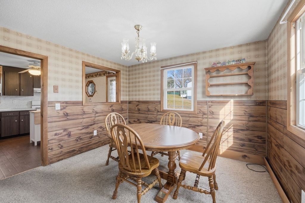 Chandelier, Dining room, Interior, Kitchen, Wooden Walls
