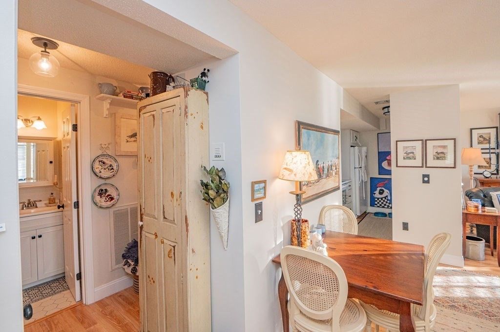 Bathroom, Dining room, Interior, Wood Texture Flooring