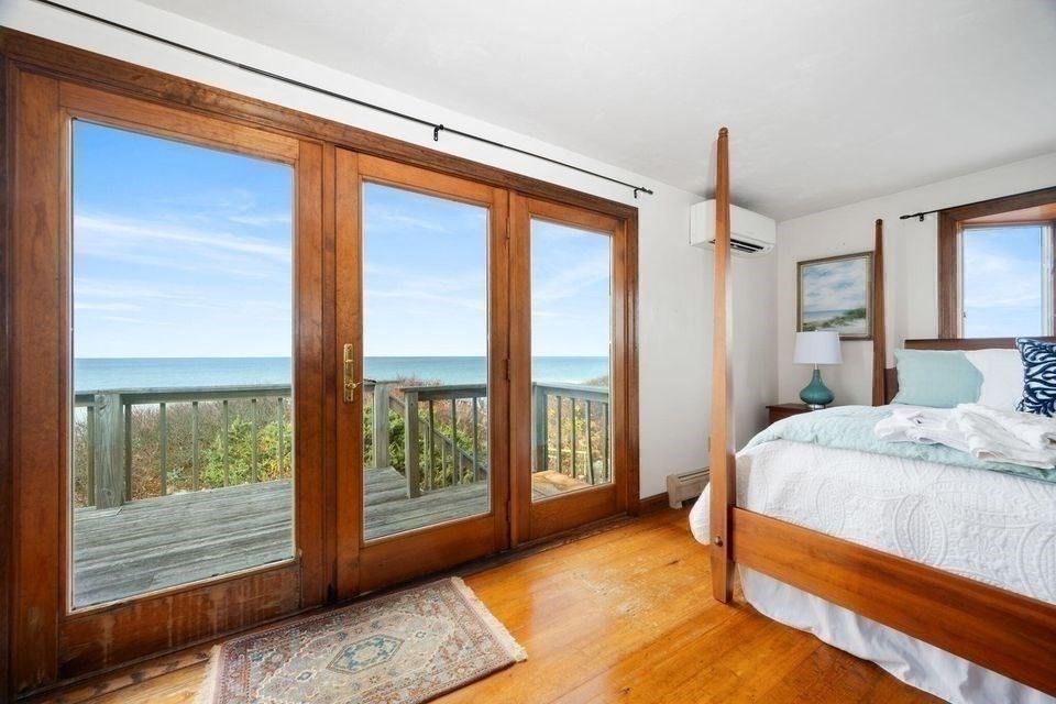 Bedroom, Interior, Water, Wood Texture Flooring