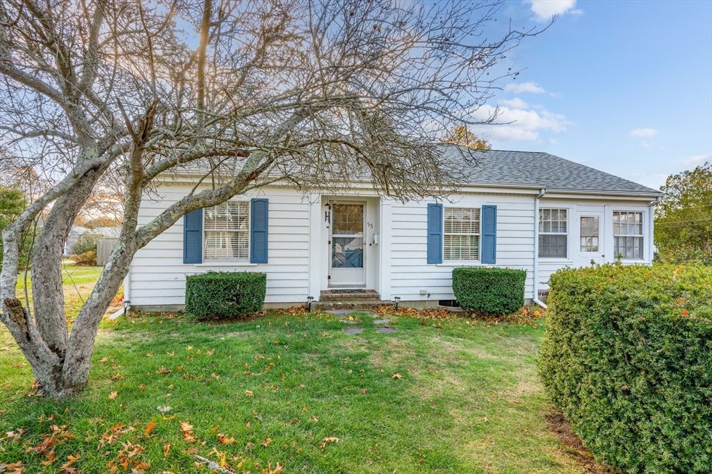 Exterior, Facade, Cape Cod