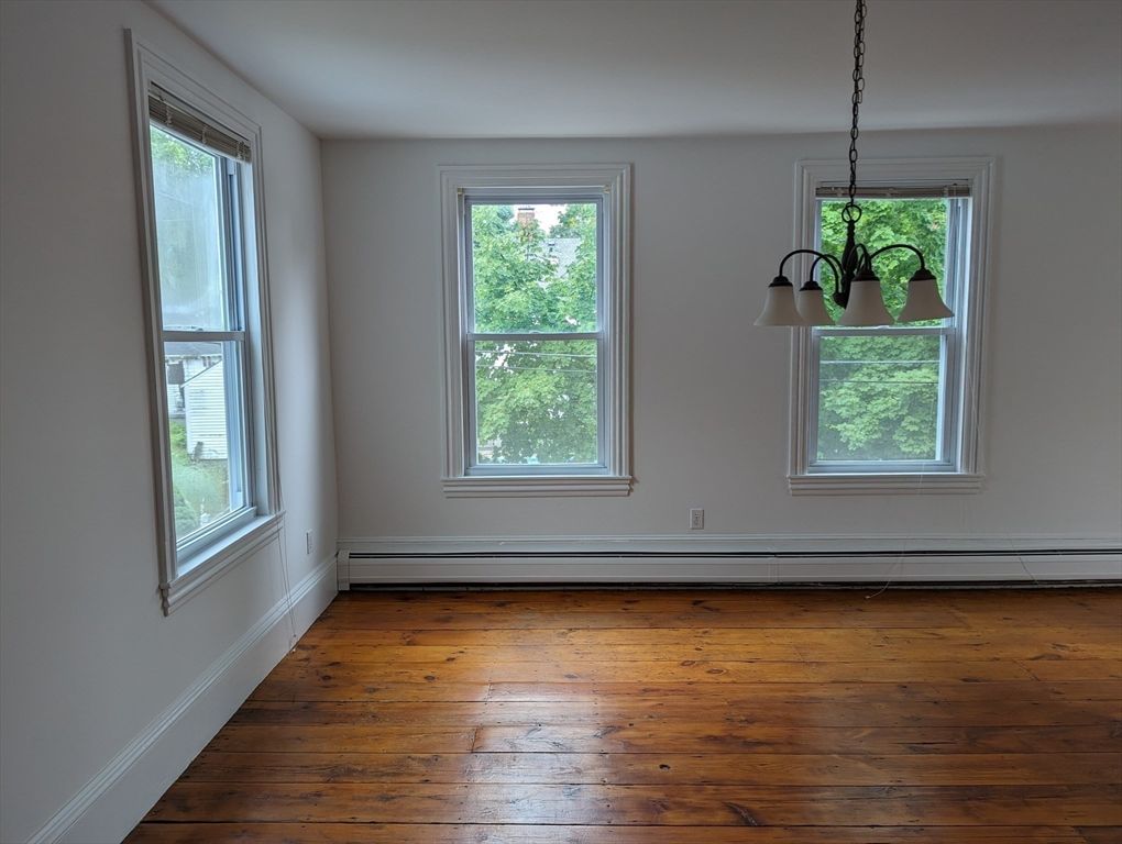 Empty room, Interior, Pendant Lights, Wood Texture Flooring